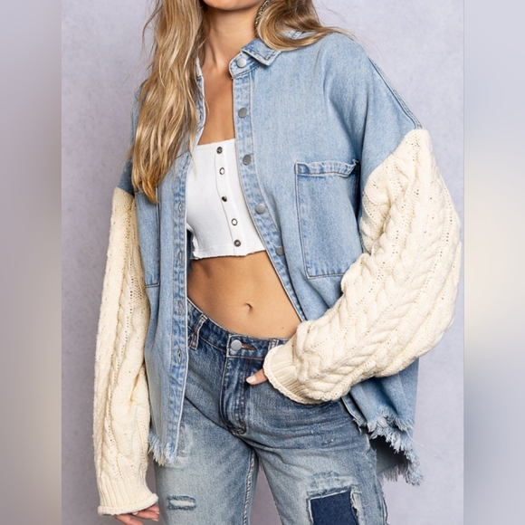 NEW! FABULOUS CHIC BOHO Contrast Sweater Sleeve Button Down Collared Shacket - Picture 7 of 7